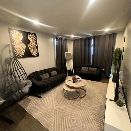 Elegant Apt By Ewr & Pennstation ニューアーク エクステリア 写真
